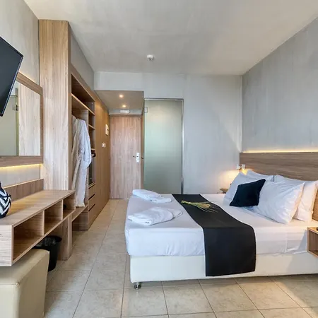 Hotel Black & White Boho Melission