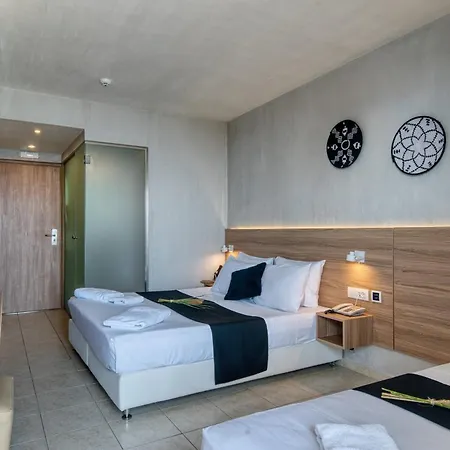 Black & White Boho Hotel Melission