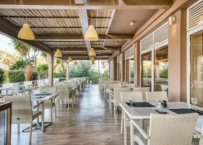 Black & White Boho 3*