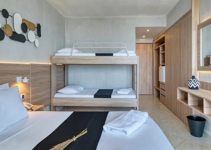 Hotel Black & White Boho