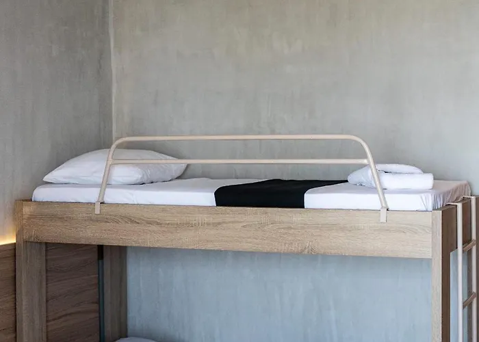 Black & White Boho Hotel Melíssion