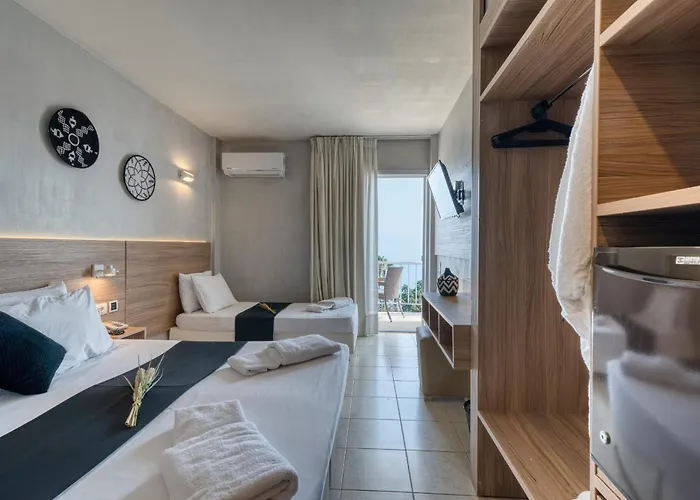 Hotel Black & White Boho Melíssion